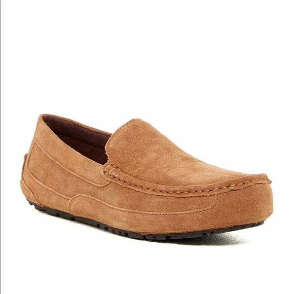 mens ugg slippers size 14